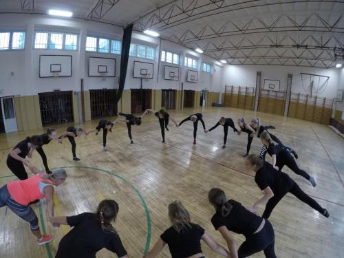 Trénink s fitness trenérkou